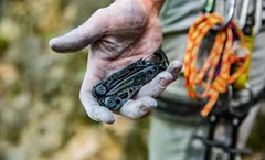 Мультитул Leatherman Skeletool Stainless Steel — 8
